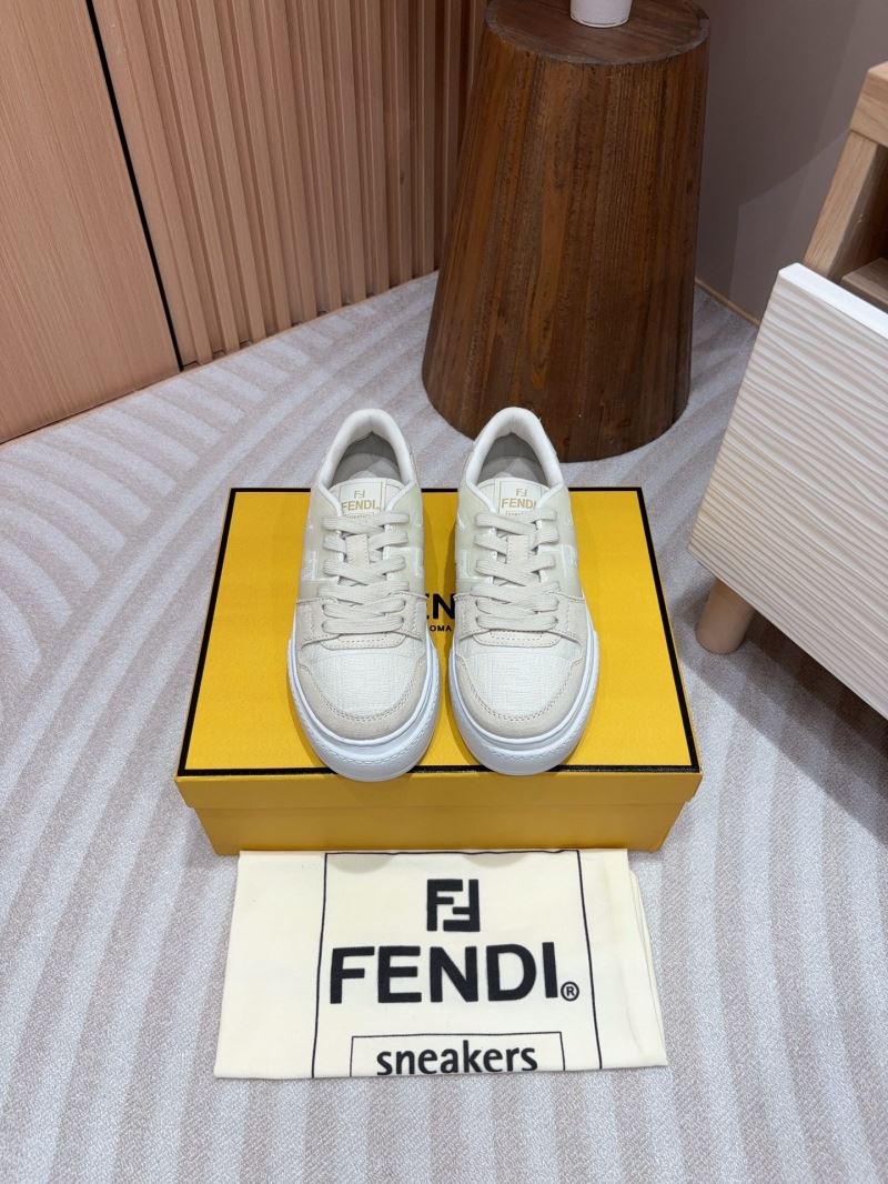 Fendi Low Shoes